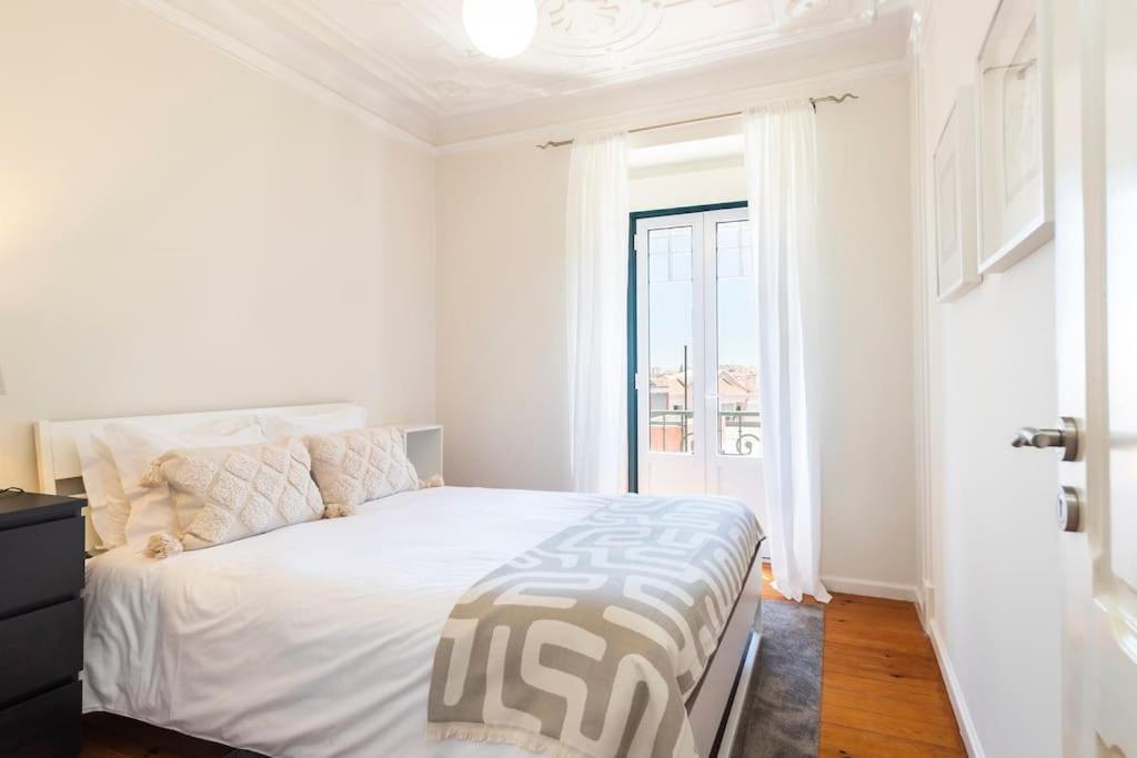 ליסבון Spacious Apartment Near Saldanha מראה חיצוני תמונה